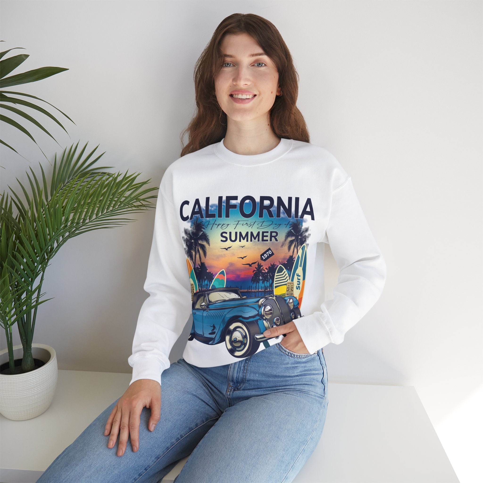 Superluxe California Summer Best Gift For Vacation Crewneck Sweatshirt