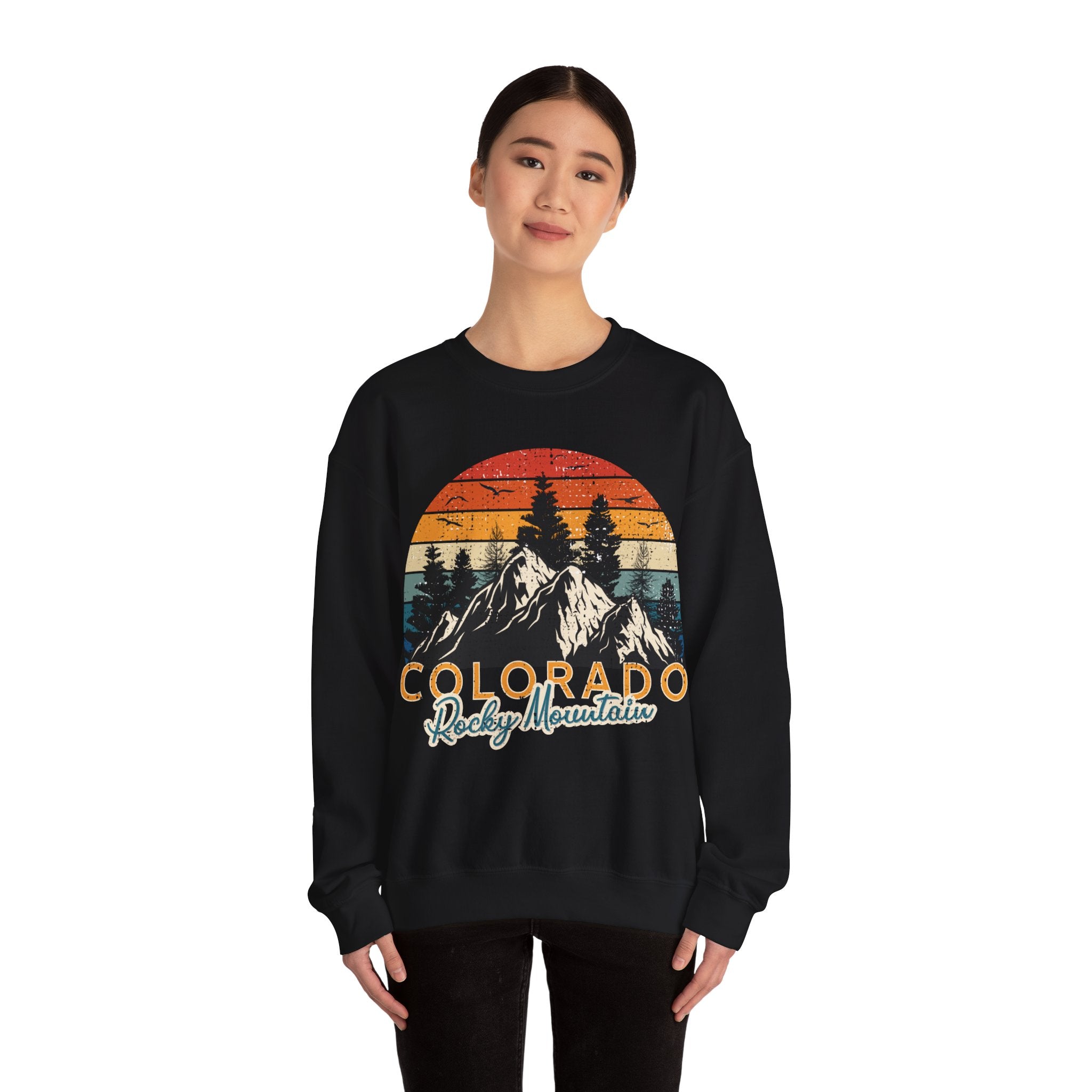 Colorado Rocky Mountain Retro Vintage Nature Crewneck Sweatshirt