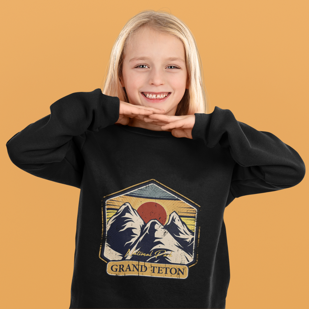 The Jackson Hole Exclusive Wyoming Mountains Lovers Crewneck Sweatshirt