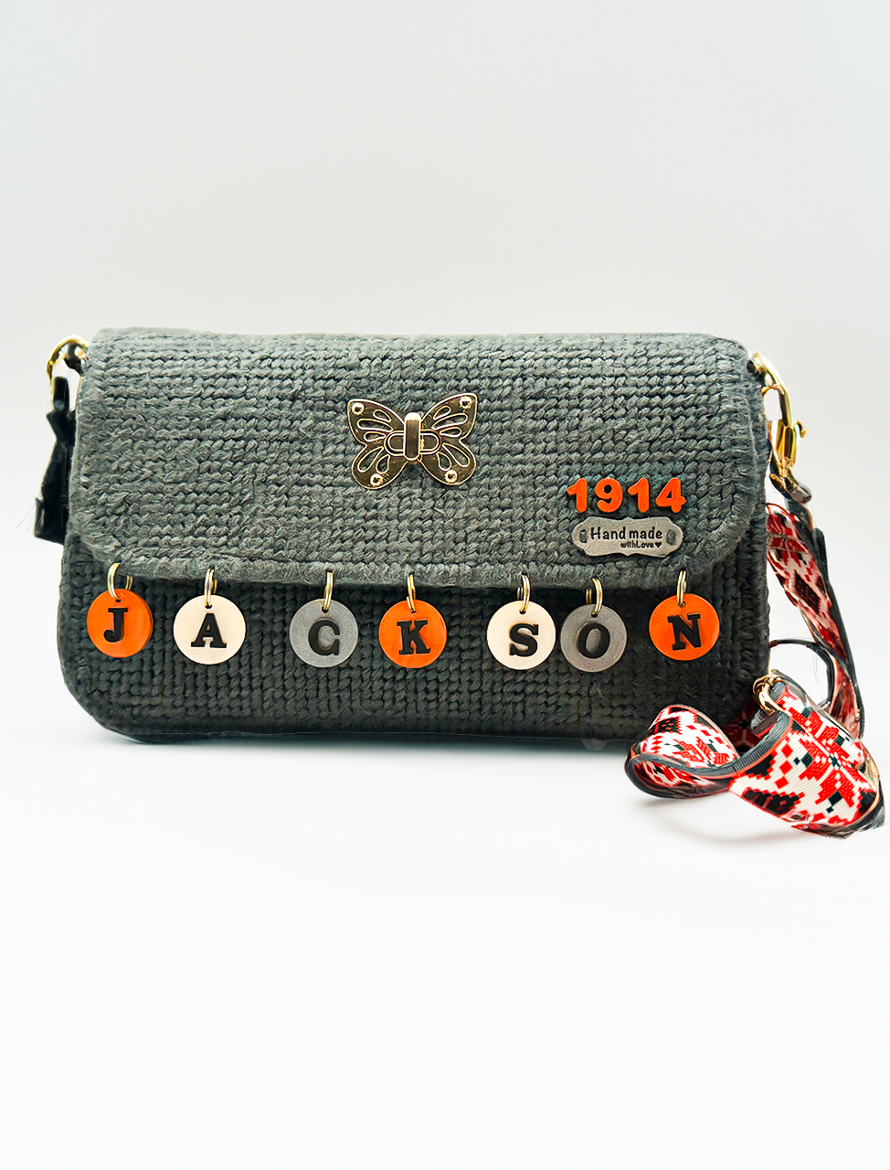 Fluttering with Charm: Crocheted Handbag with Delicate Butterfly
